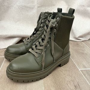 Chelsea & Violet Rumi Army Green Lug Sole Leather Combat Boots, 7